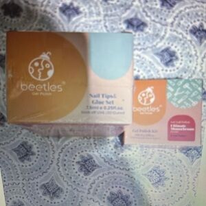 Beetle gel nails and polish